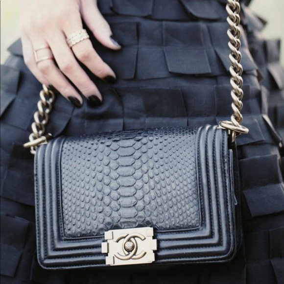 Meet the Posher! about my closet & ISO’s - Picture 3 of 11